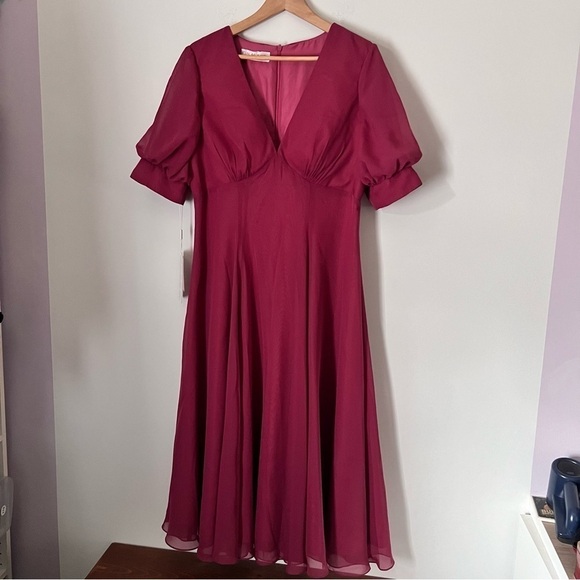 JJ House V-Neck Tea-Length Chiffon Evening Dress with Pleats Mulberry NEW US12 - Picture 4 of 16